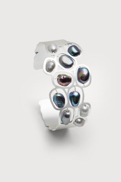 Pearled Cut Out Waved Cuff