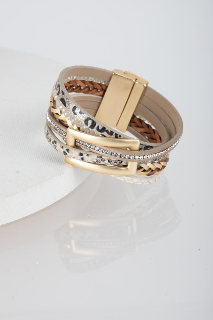 Patterned Leather Buckle Bracelet