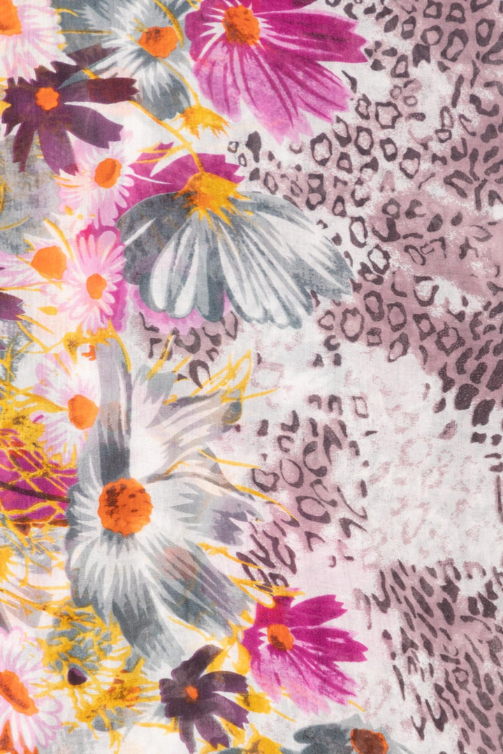 Constance Scarf