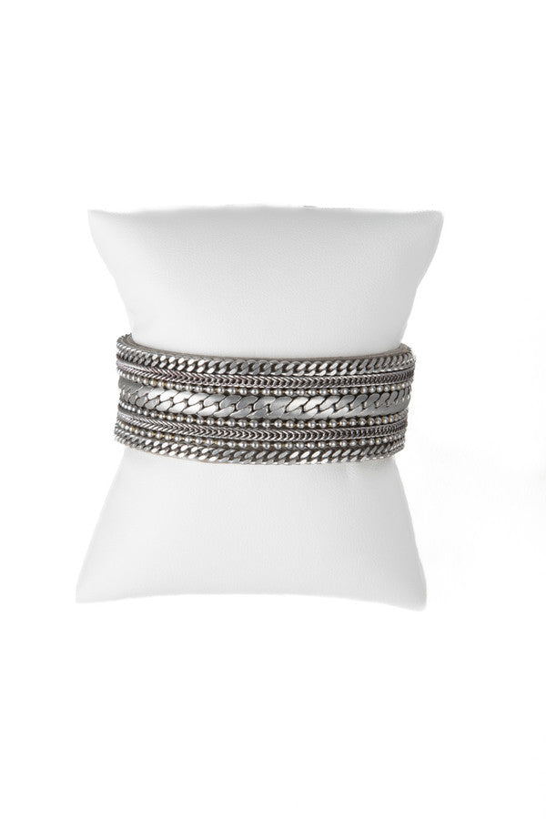 Dainty Chains Leather Bracelet