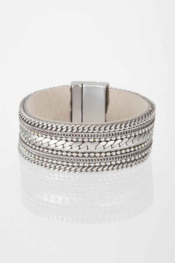Dainty Chains Leather Bracelet