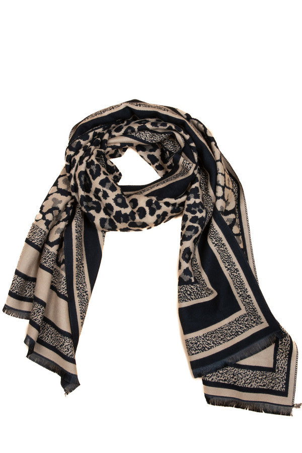 Reversible Leopard Pattern Scarf