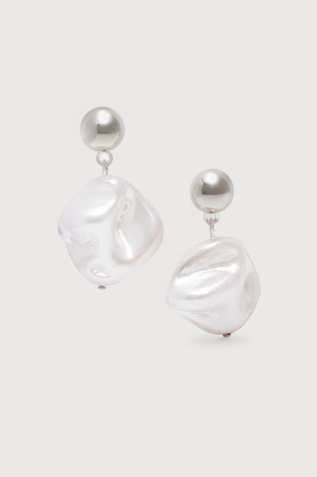 Seashell Pearl Dangle Earrings