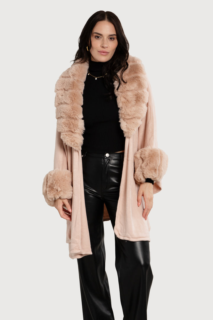 Filippa Faux Fur Trim Kimono