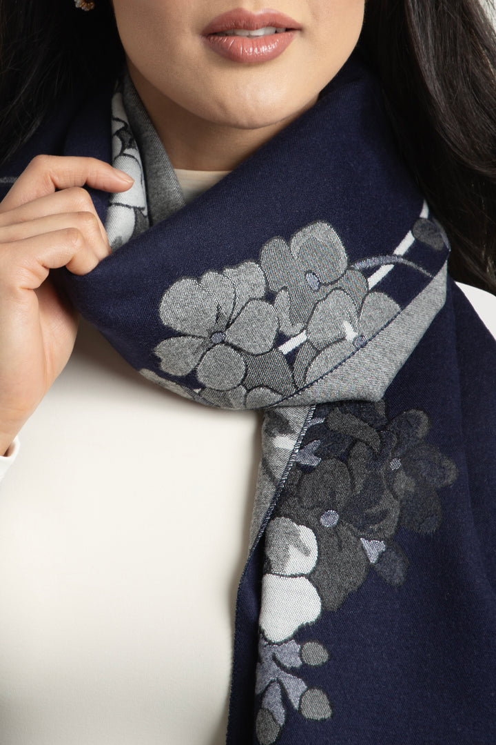 Reversible Cluster Garden Scarf