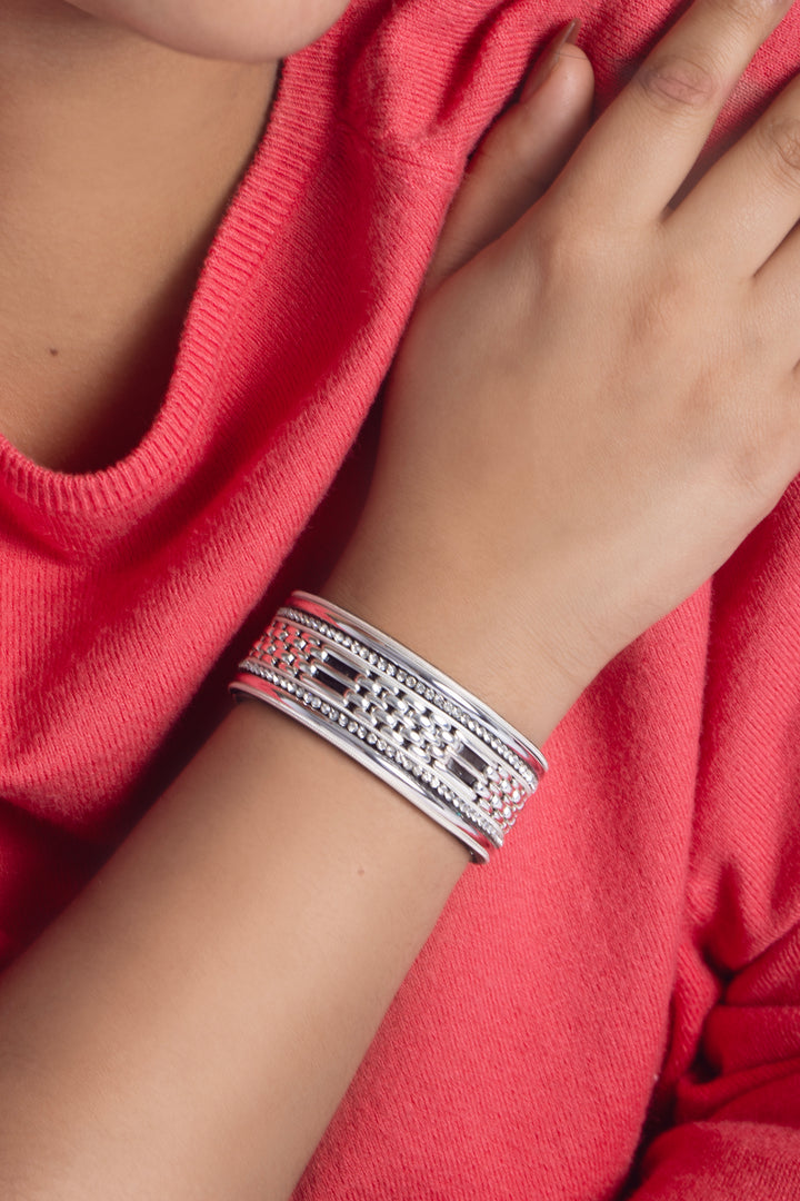 Weave Link Crystal Bracelet