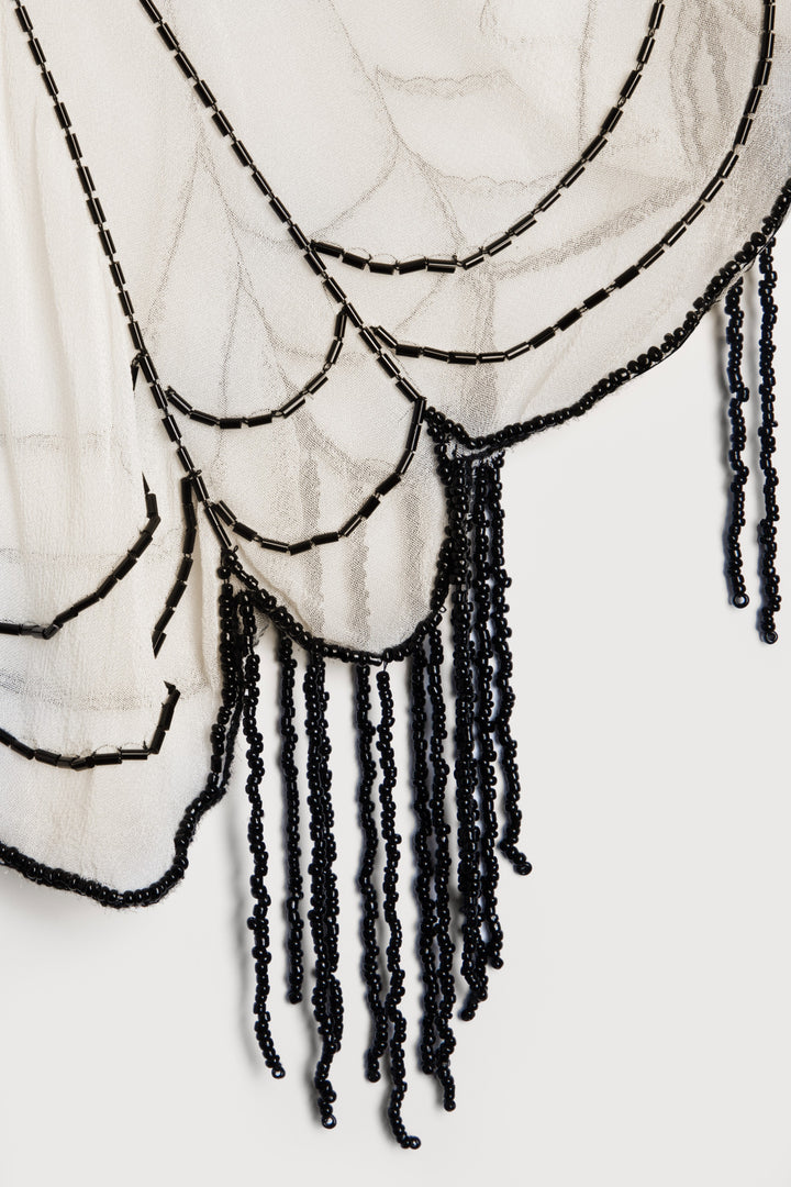 Scallops Embellished Capelet