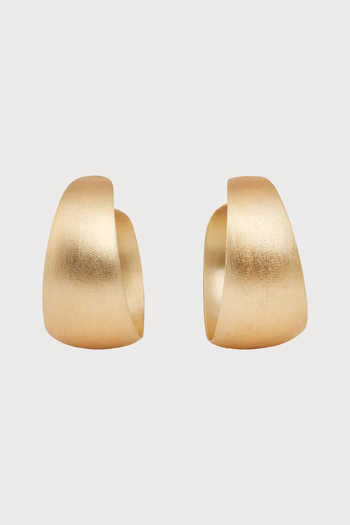 Scultped Curve Hoop Earrings