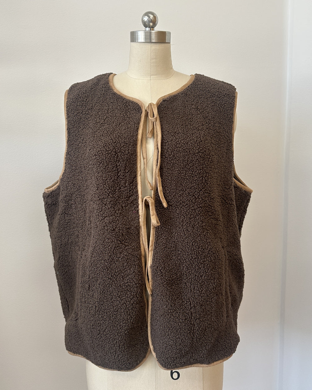 Vest Fleece Vegan Trim - Brown