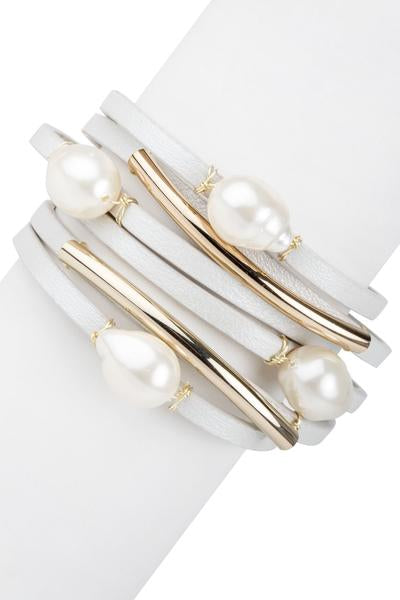 Achai Pearl Leather Bracelet