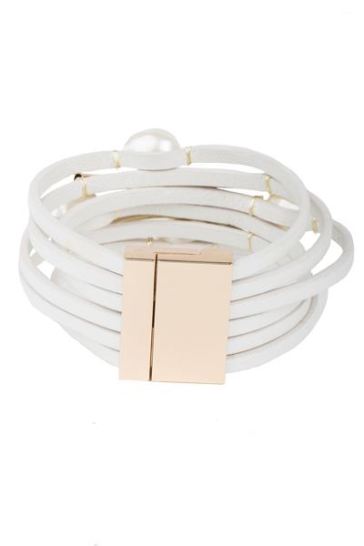 Achai Pearl Leather Bracelet