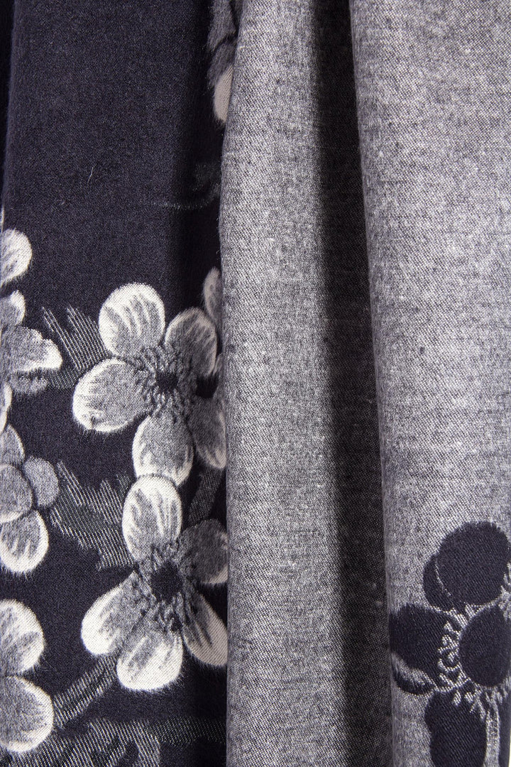 Reversible Cluster Garden Scarf