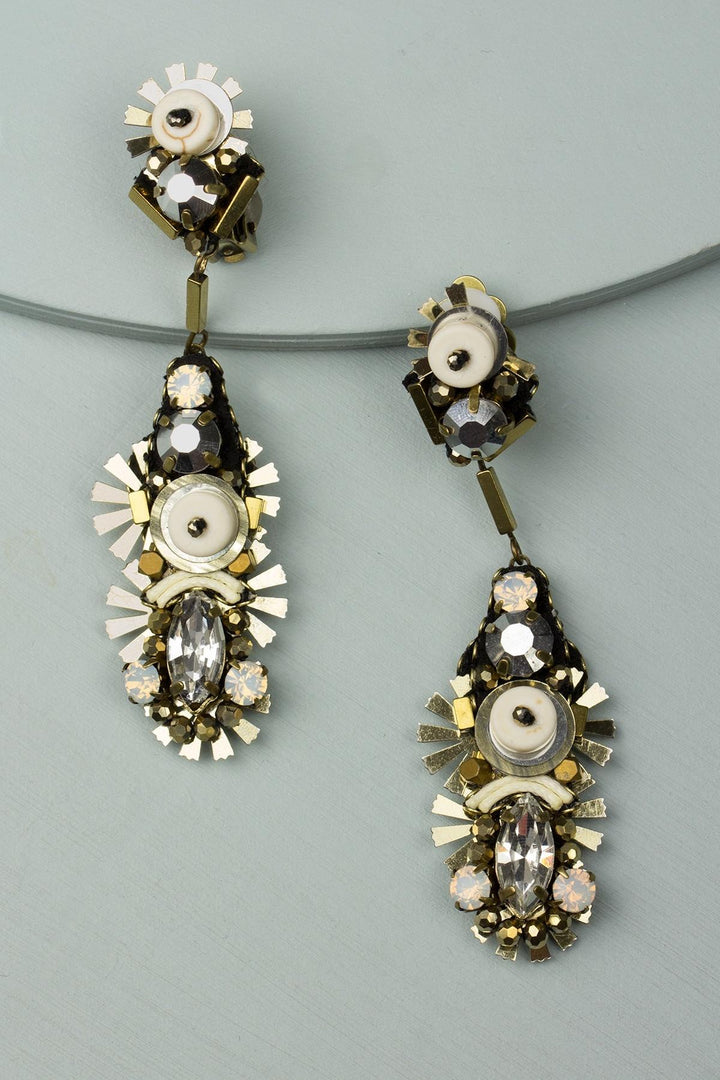 Trudy Dangle Earring