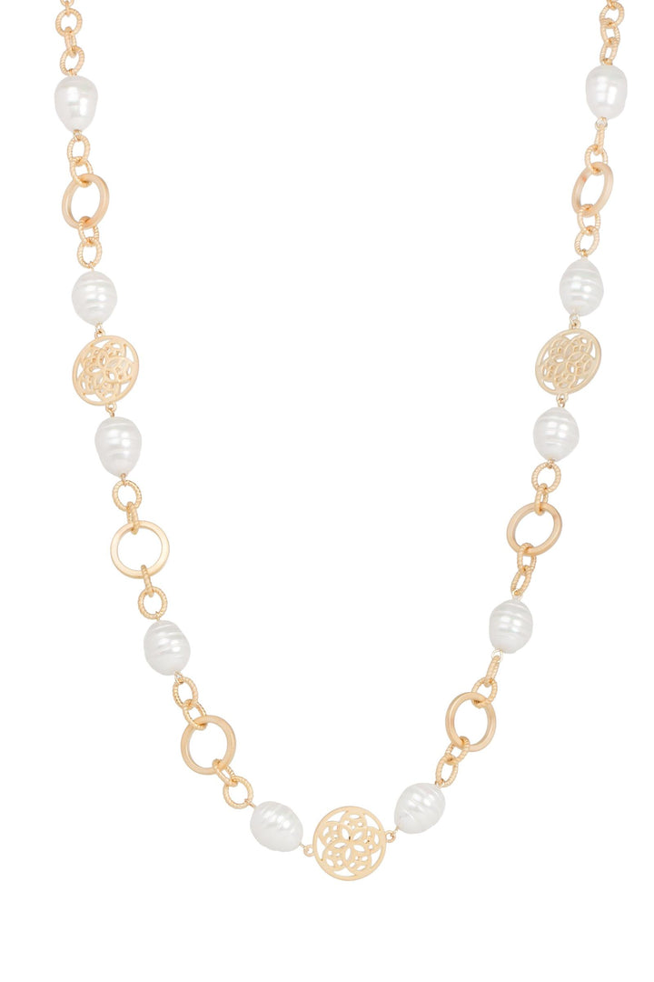 Medallion Pearl Necklace