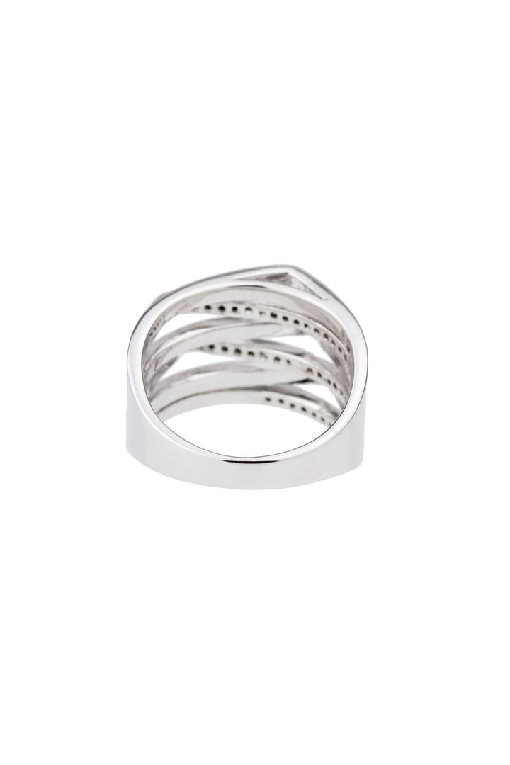 Pyramid Ring
