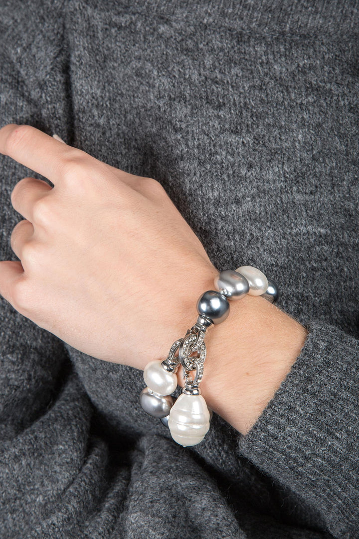 Neapolitan Pearl Bracelet