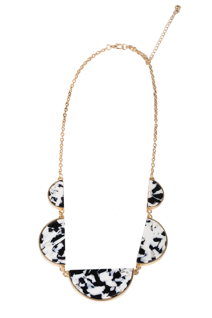 Day Out Necklace