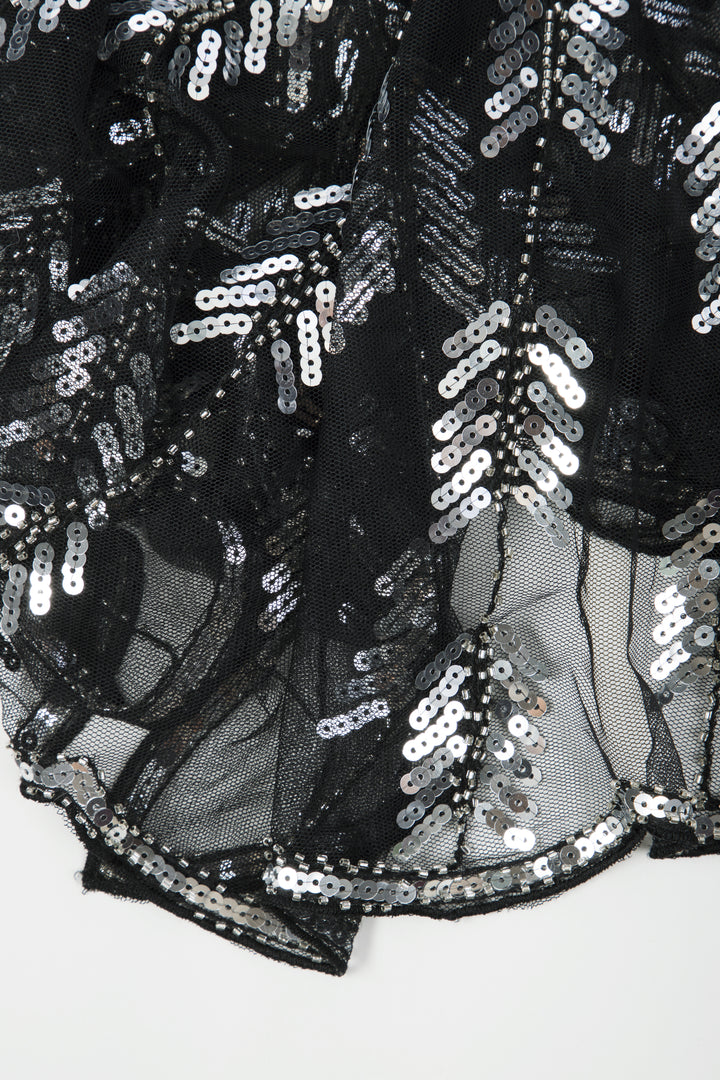 Sequin Detail Scallop Mesh Capelet