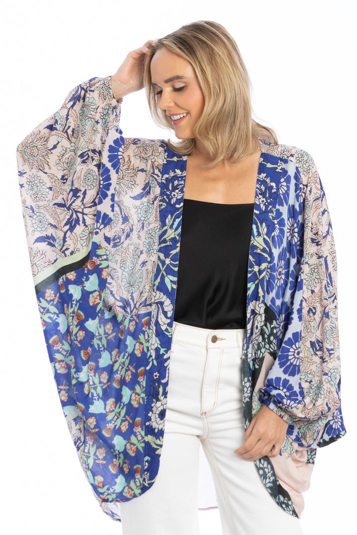 Juliana Abstract Floral Kimono