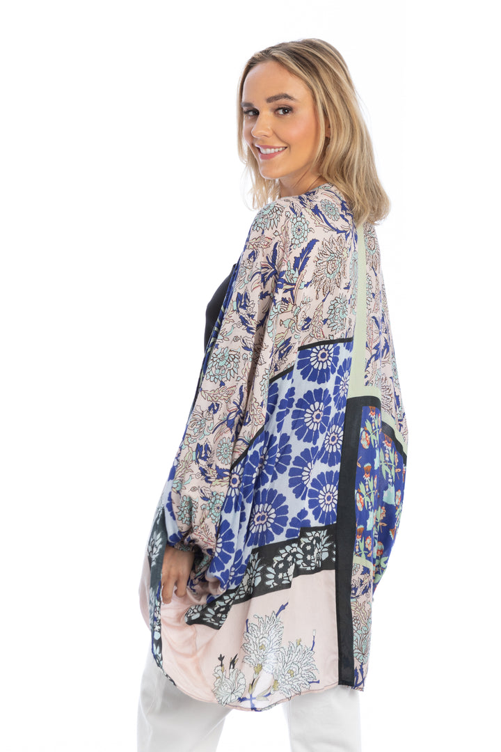 Juliana Abstract Floral Kimono