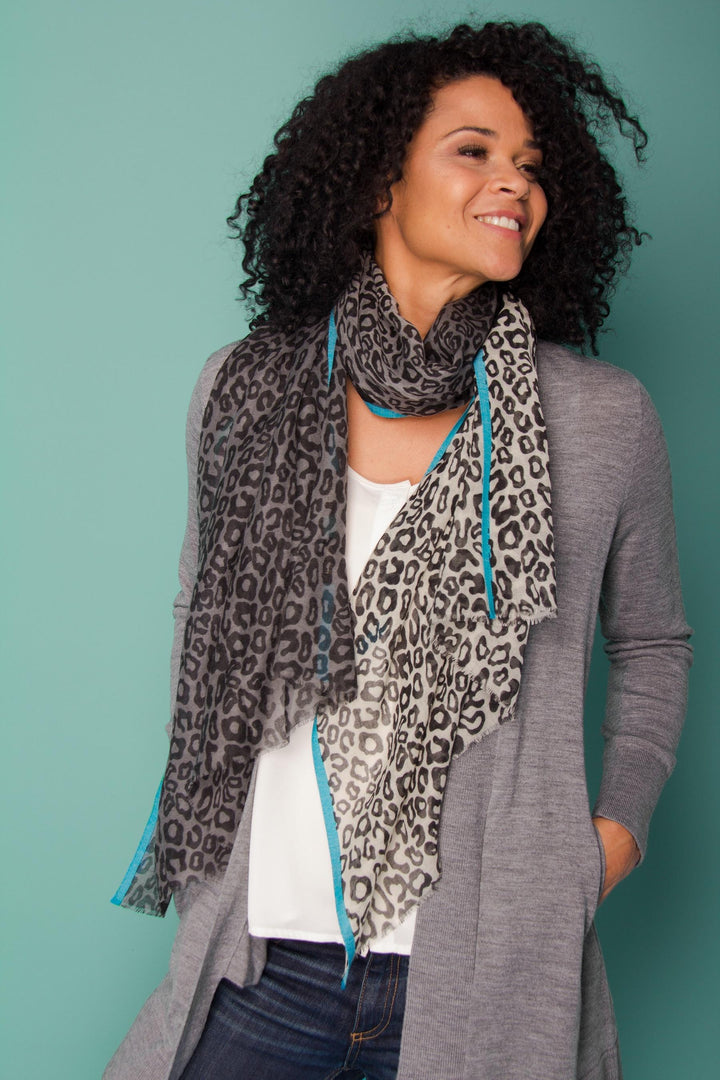Leopard Border Scarf
