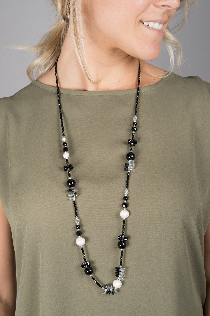 Light As Pearl Long Necklace