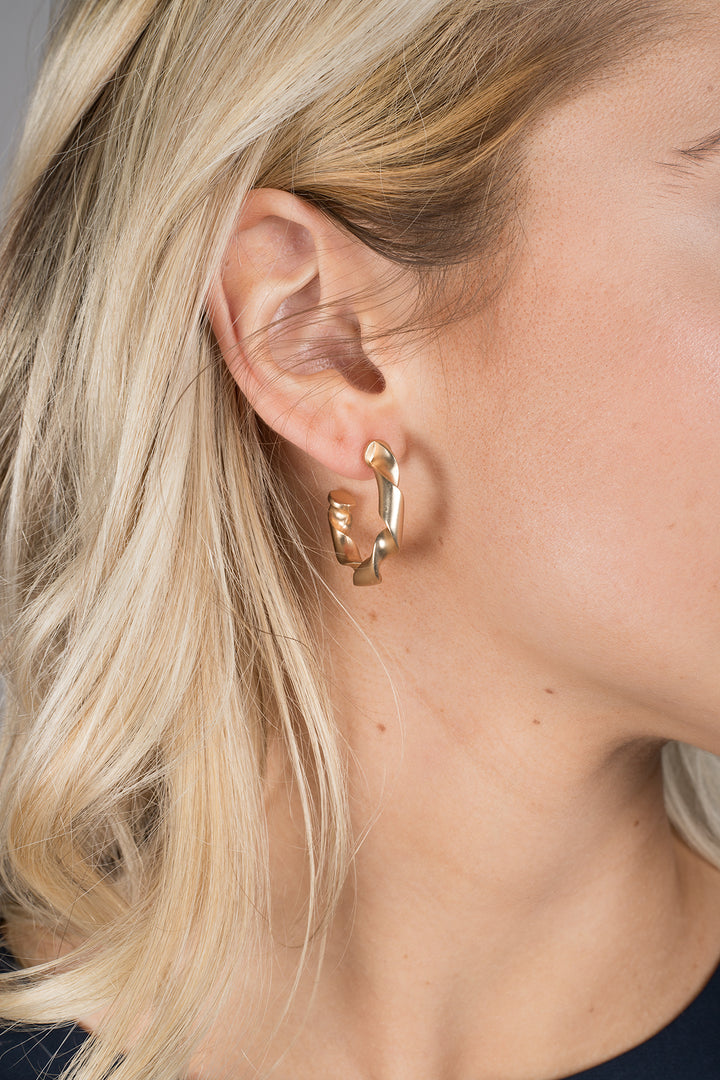 Twisted Hoop Earring