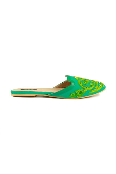 Pool Embroidered Shoes