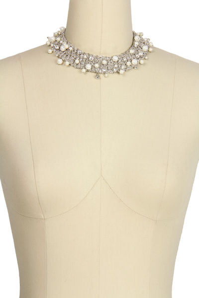 Crochet Necklace with Pearls