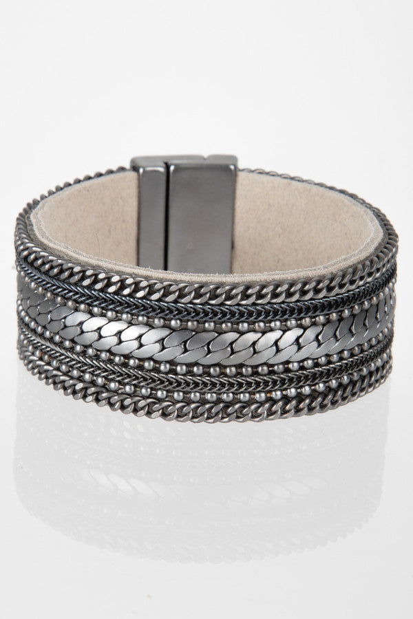Dainty Chains Leather Bracelet