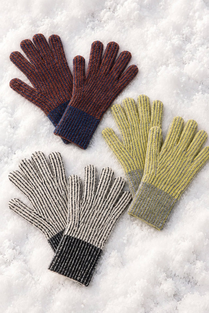 Striped Ribbed Knit Gloves