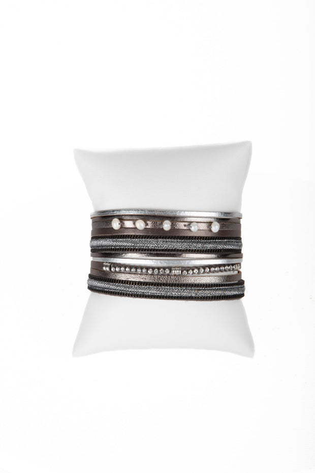 Crystal Adorned Shimmering Leather Bracelet