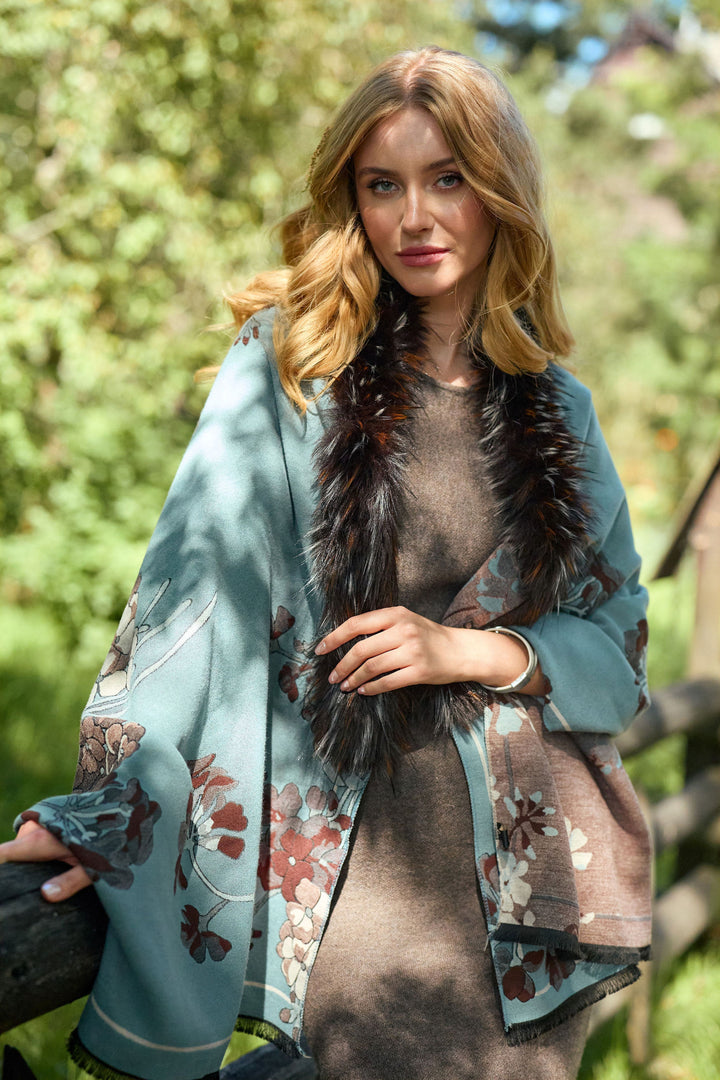 Bloom Reversible Fur Scarf - Light Blue
