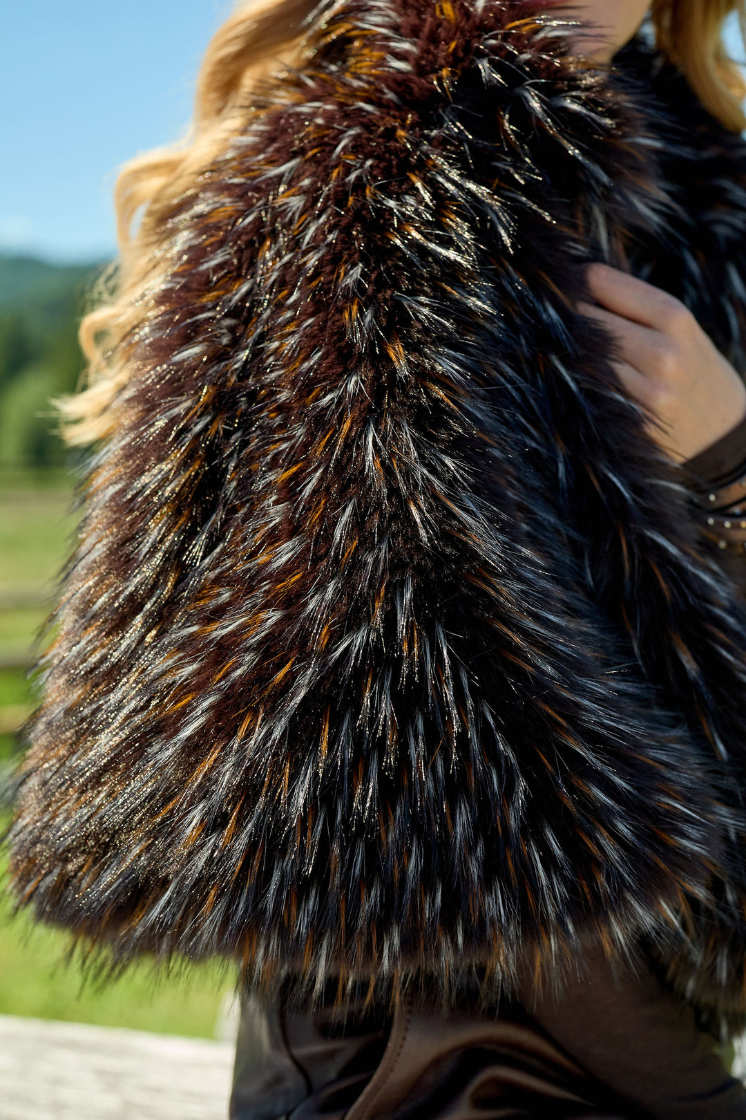 Upturned Collar Fur Capelet