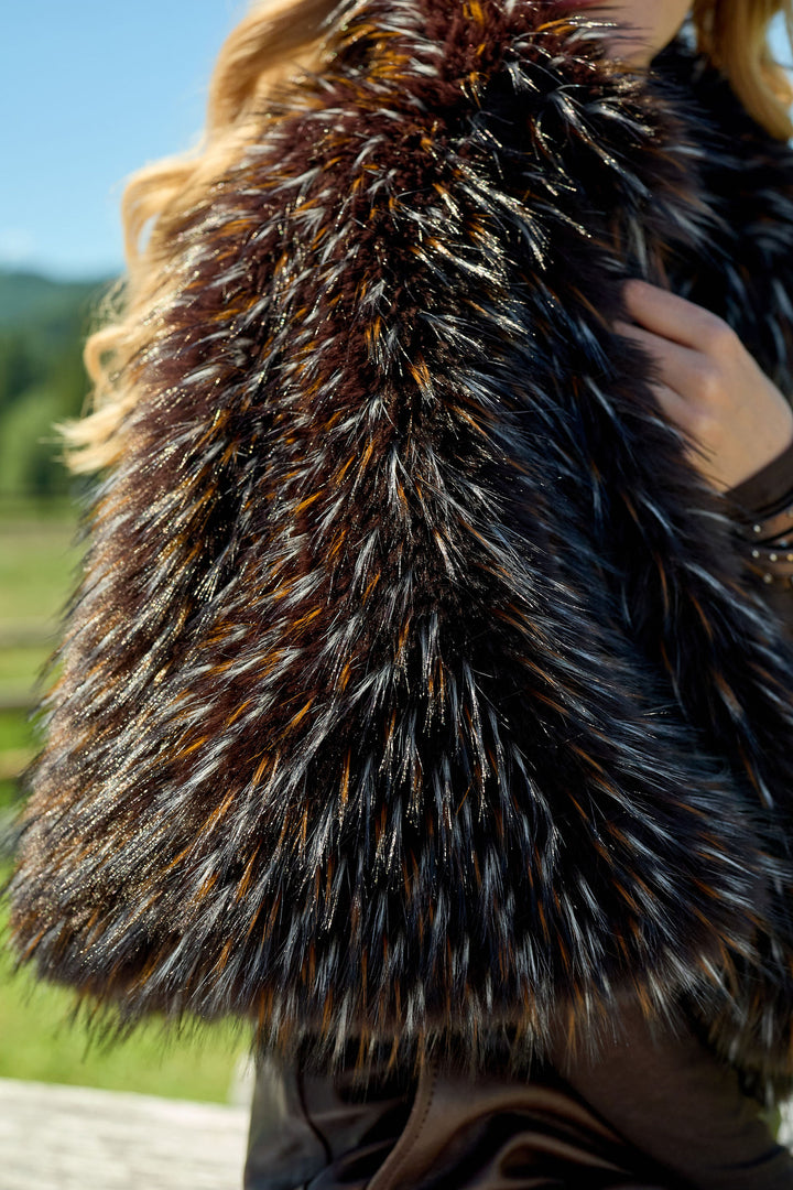 Upturned Collar Fur Capelet