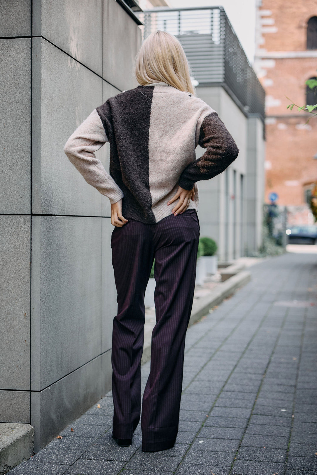 Two-Tone Floral Appliqué Cardigan