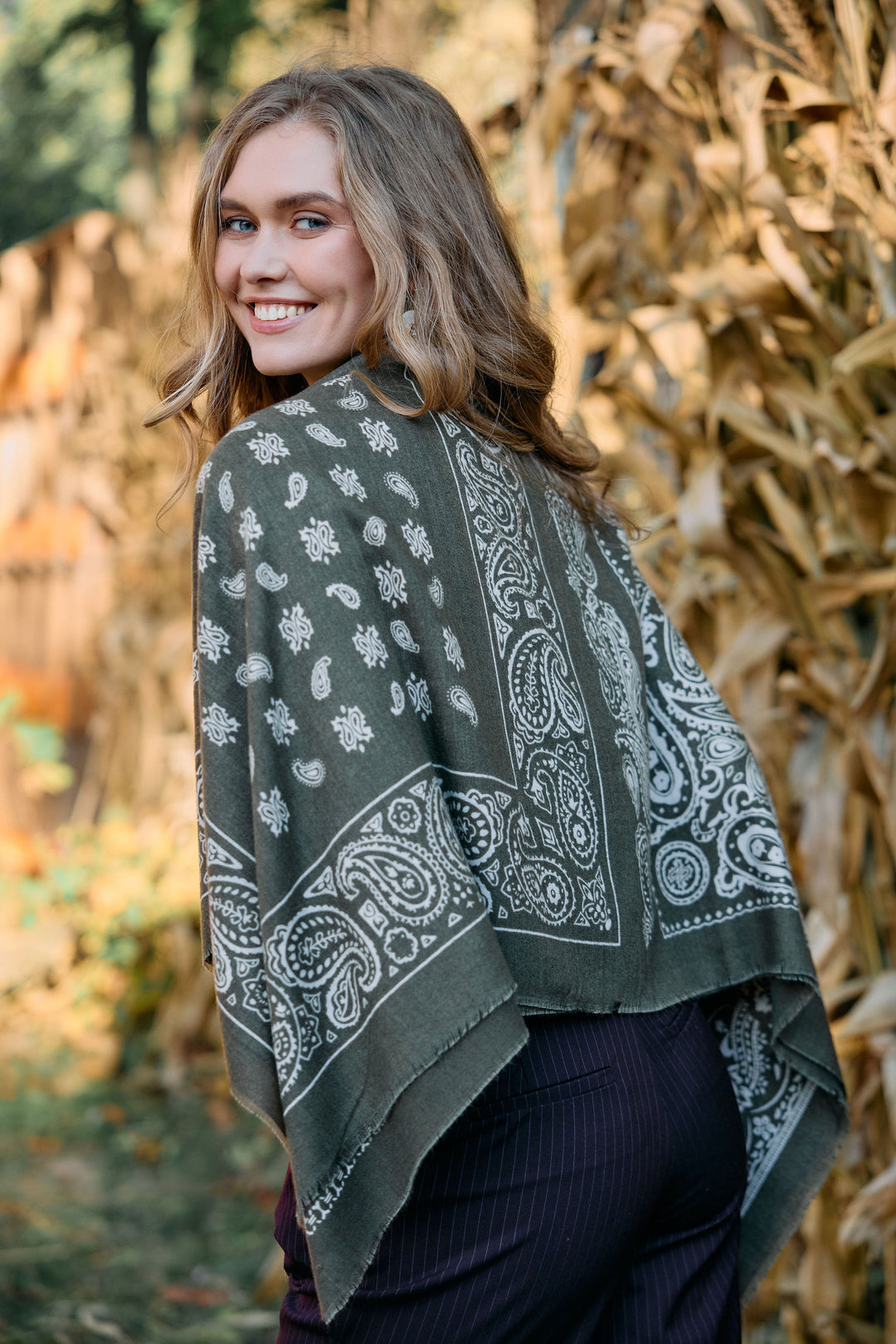 Paisley Border Fringe Scarf