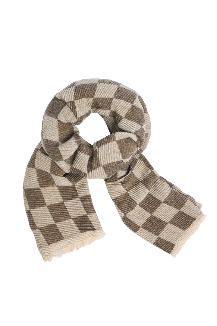 Crinkled Checkered Scarf