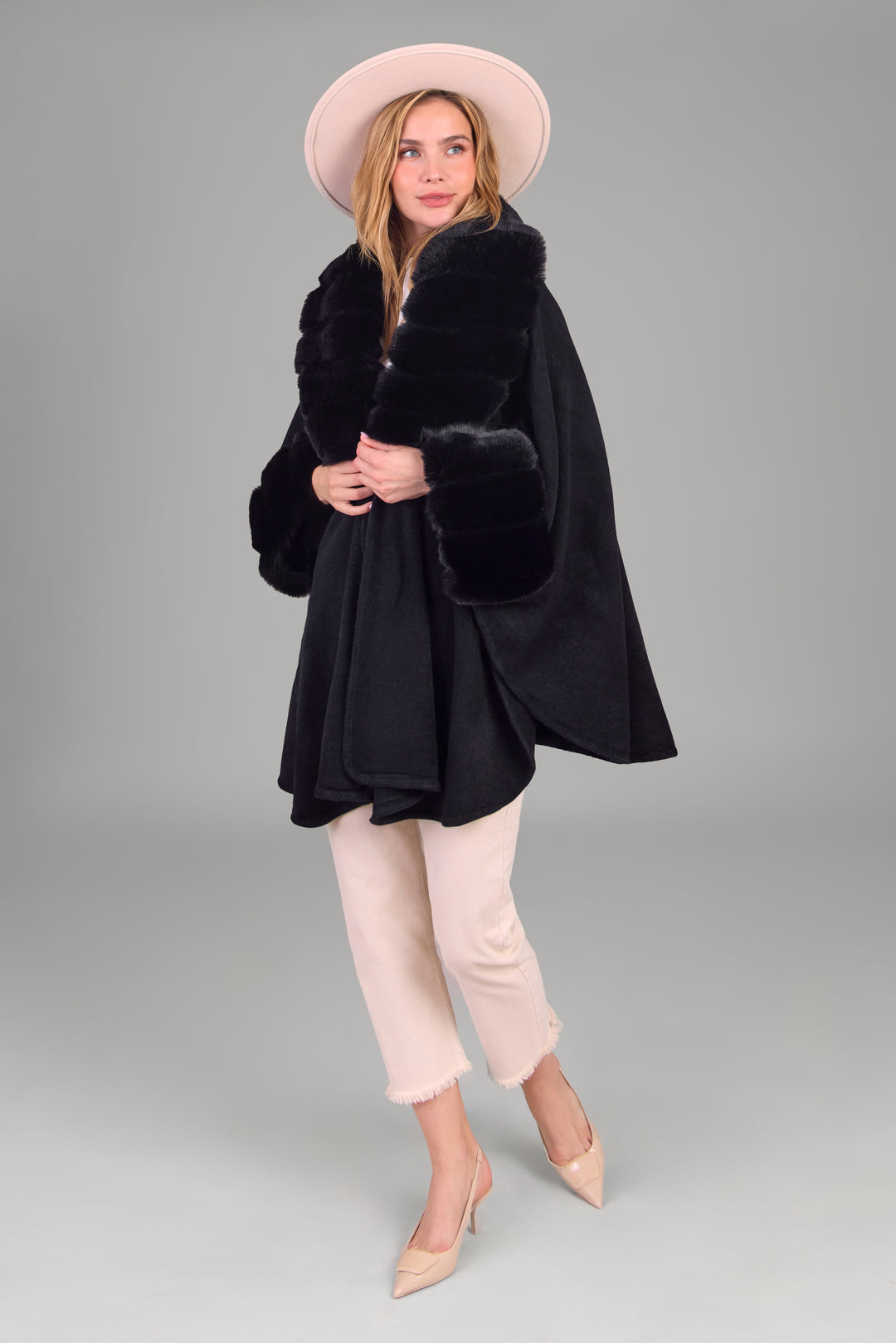 Filippa Faux Fur Trim Kimono