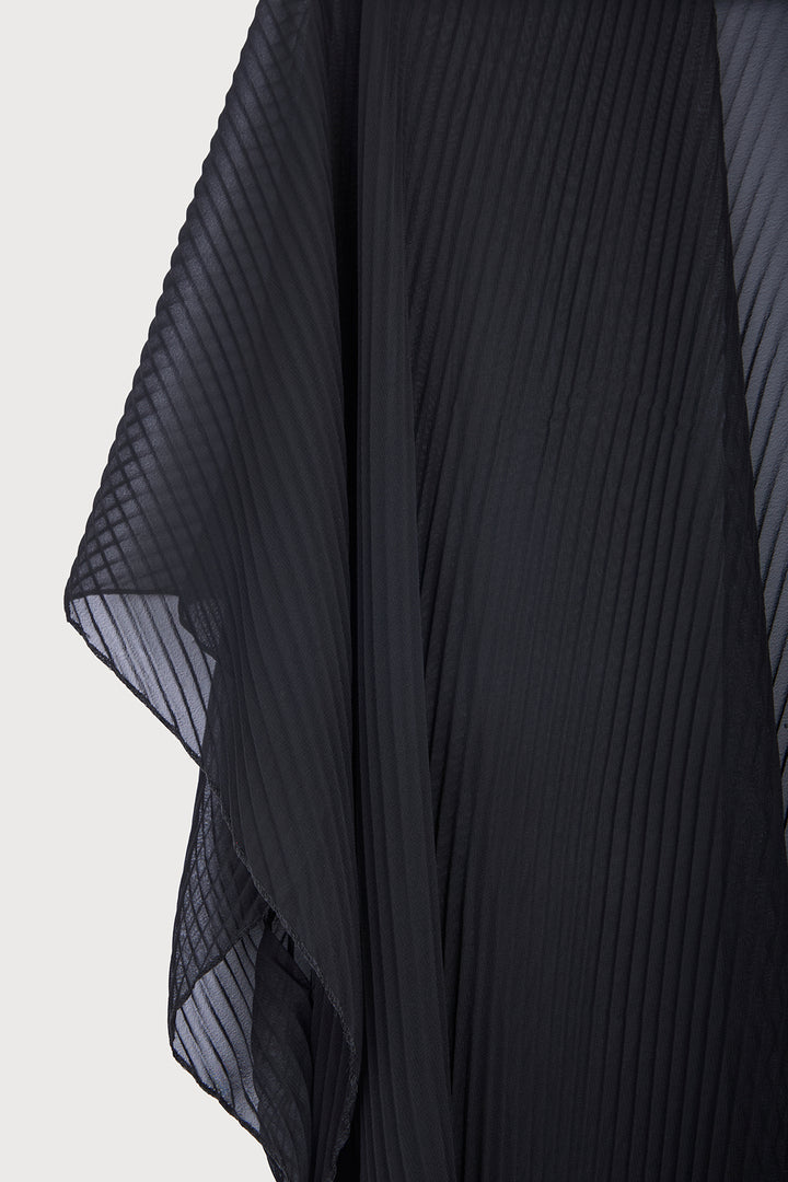 Pleated Black Short Kimono