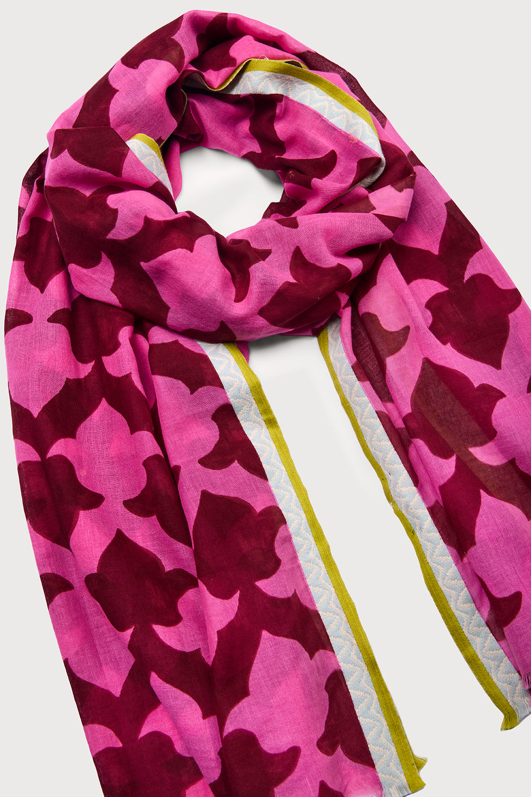 Geo-Bordered Printed Scarf