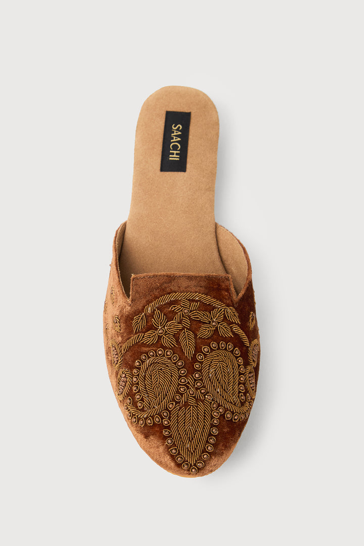 Bronze Embroidery Velvet Shoes