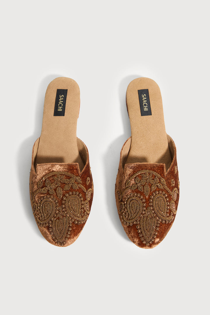Bronze Embroidery Velvet Shoes