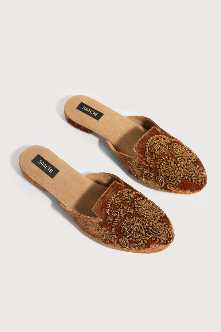 Bronze Embroidery Velvet Shoes
