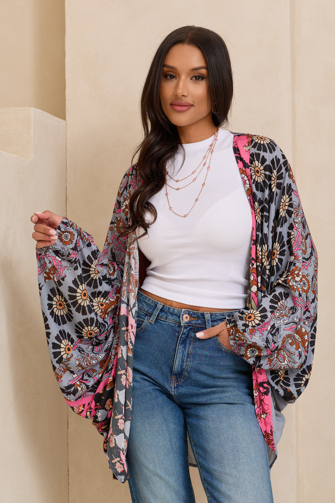Juliana Abstract Floral Kimono