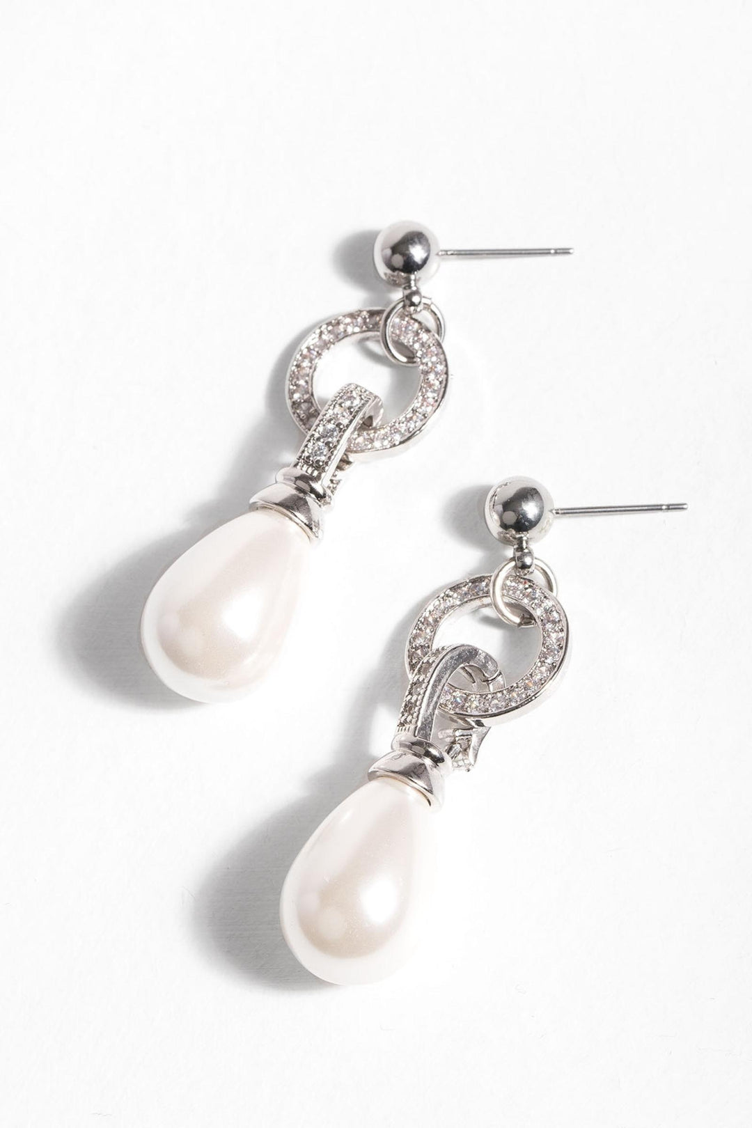 Paramount Pearl Earring