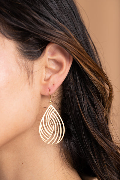 Delia Cutout Earring