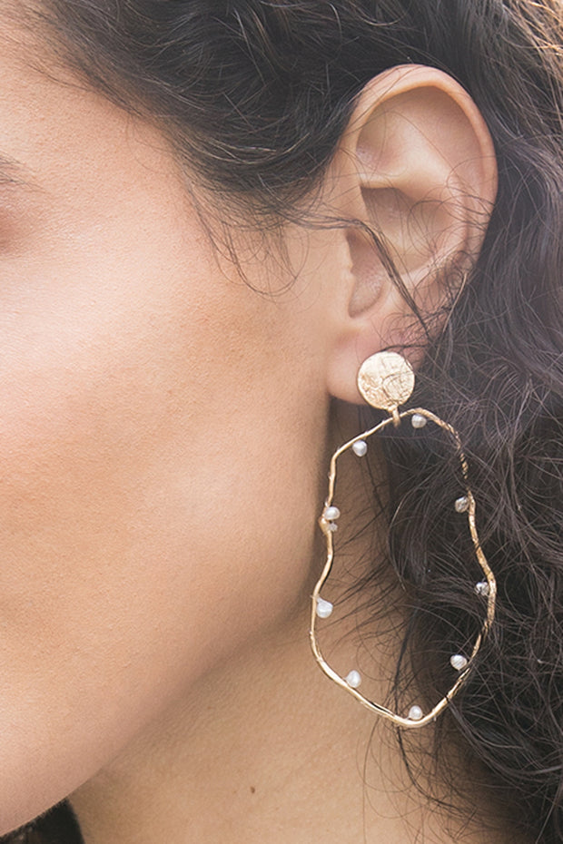 Maisie Pearl Earring